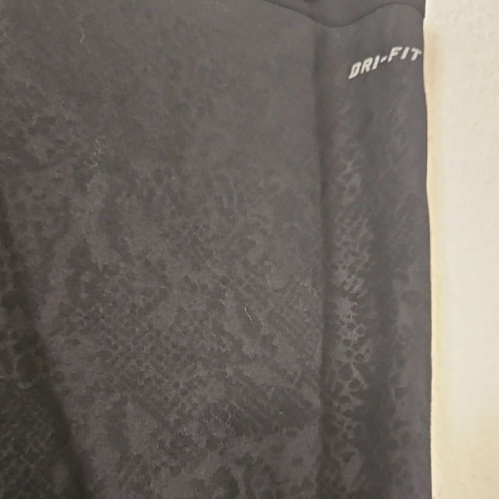 Nike Women's Black Leggings with White Logo And Snakeskin Print - Picture 3 of 5